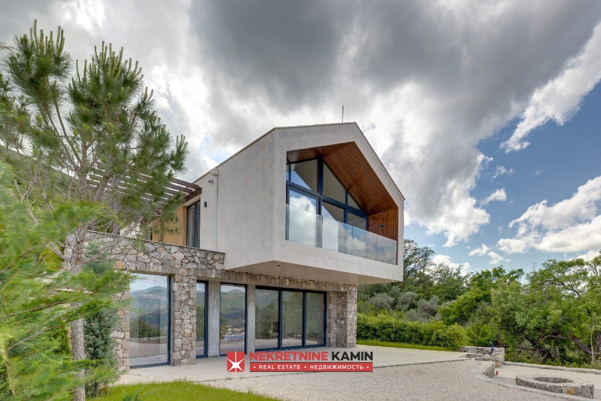 Ekskluzivne vile na Luštici – autentičnost u srcu prirode i blizu mora